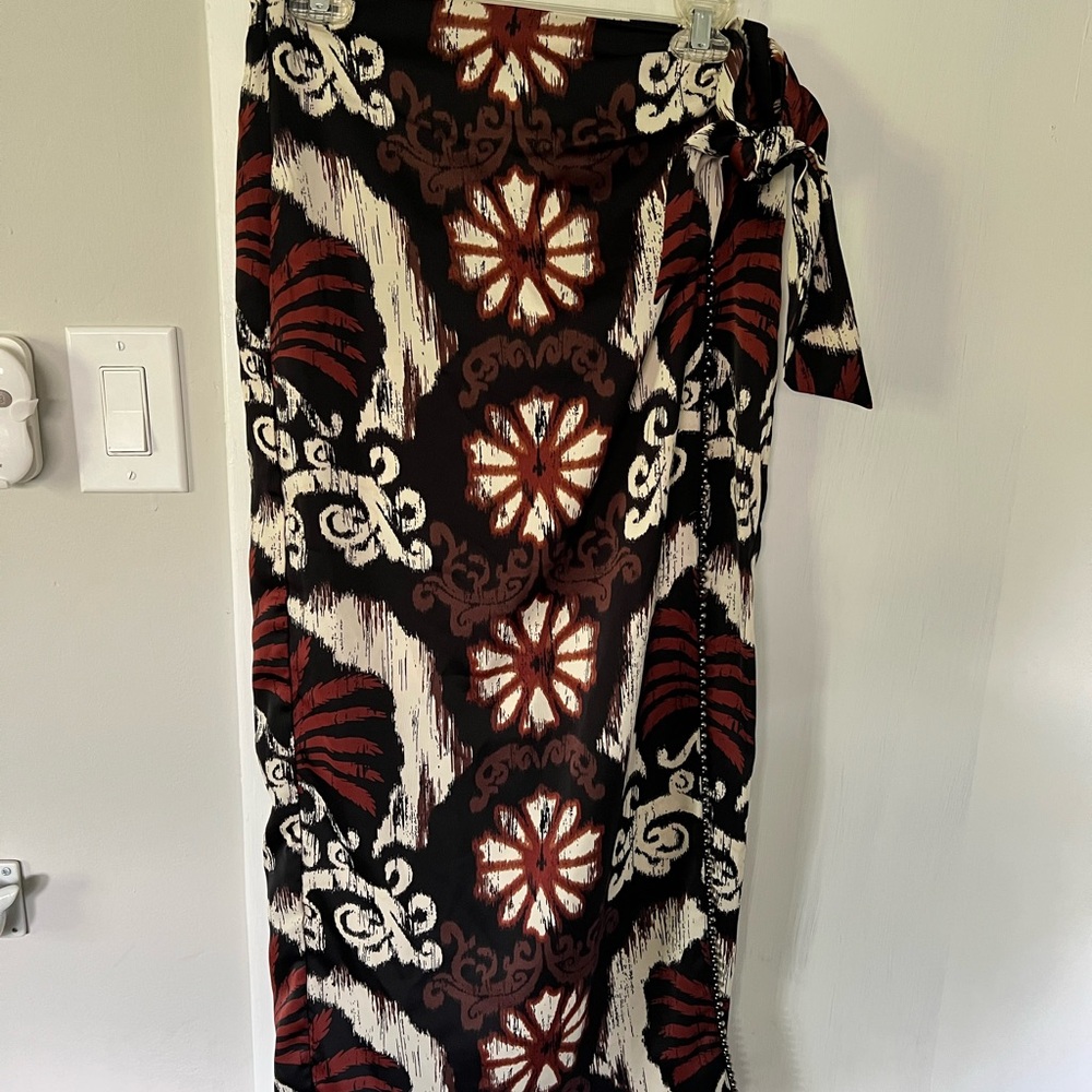 House of Harlow 1960 Black and Red Maxi Skirt
